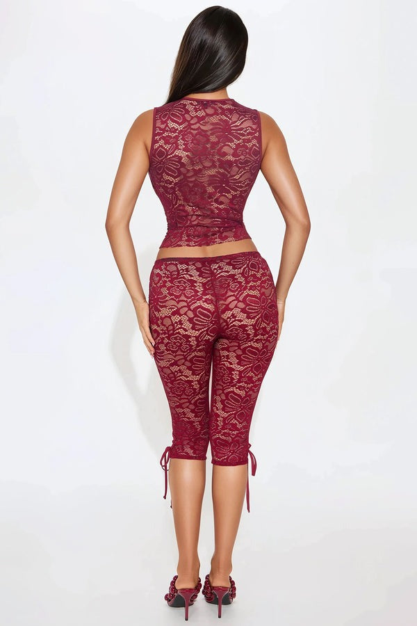 SILLEL RED LACE CAPRI SET