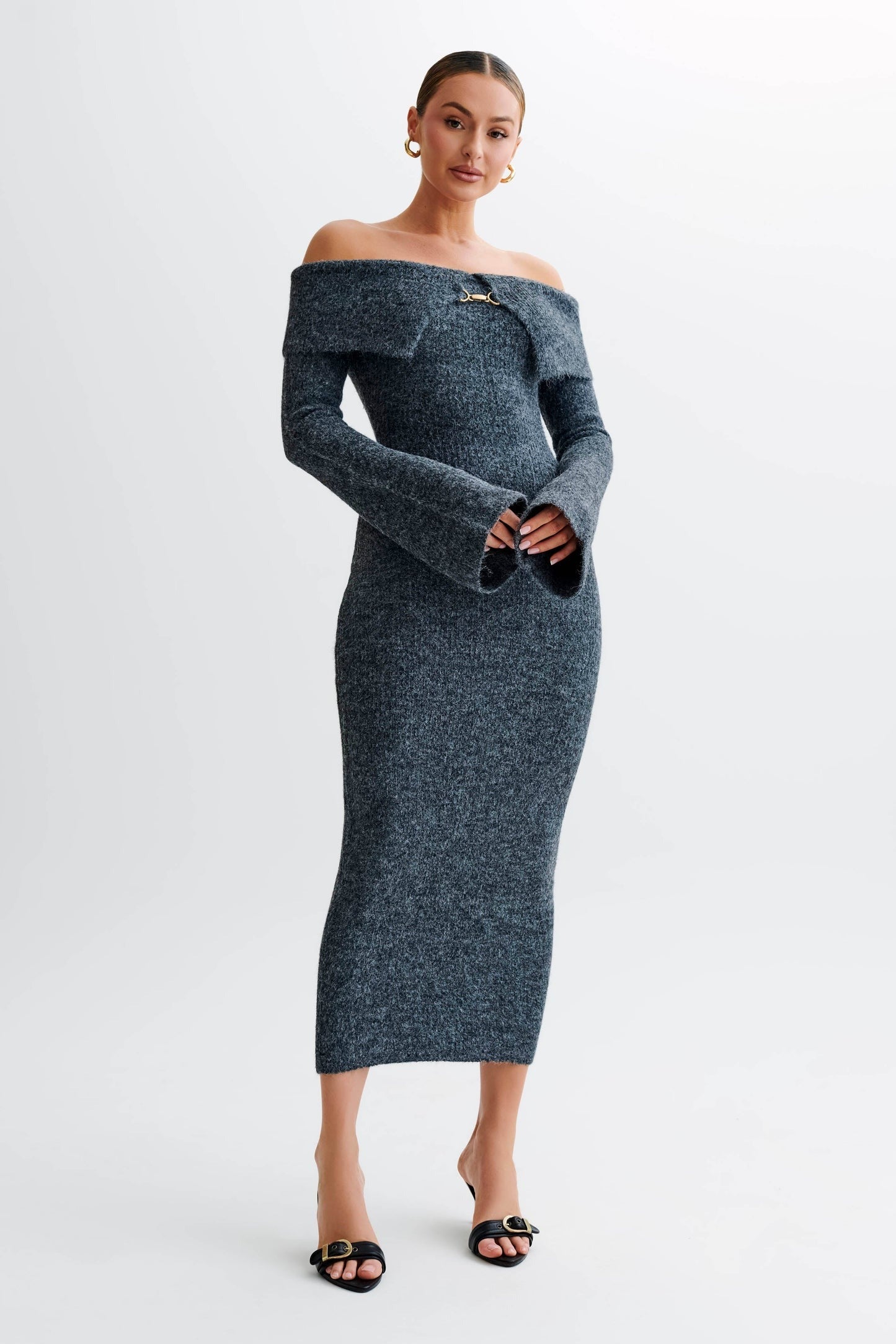 GREY OFF-SHOULDER BUCKLE FLUFFY KNITTED MIDI DRESS