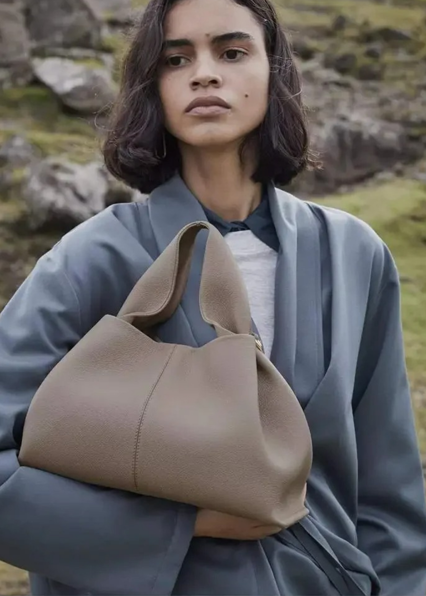 MENUX SHOULDER HANDBAG - BEIGE