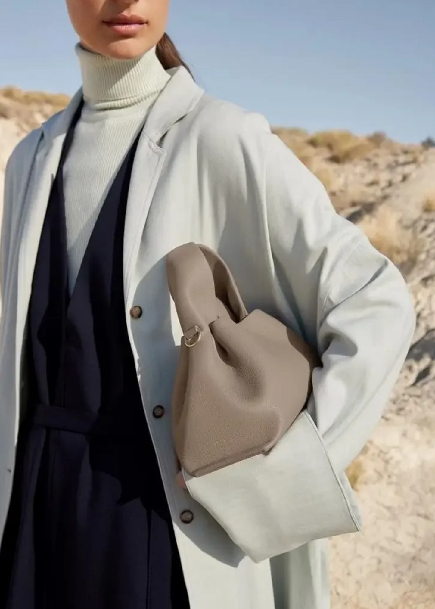 MENUX SHOULDER HANDBAG - BEIGE