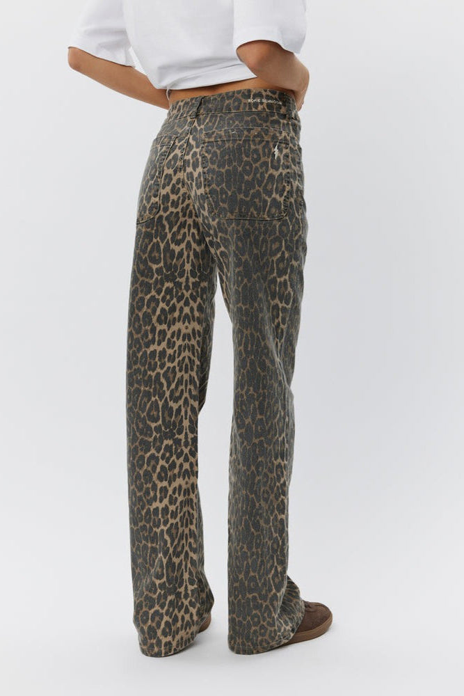BROWN WASHED LEOPARD PRINT DENIM JEANS