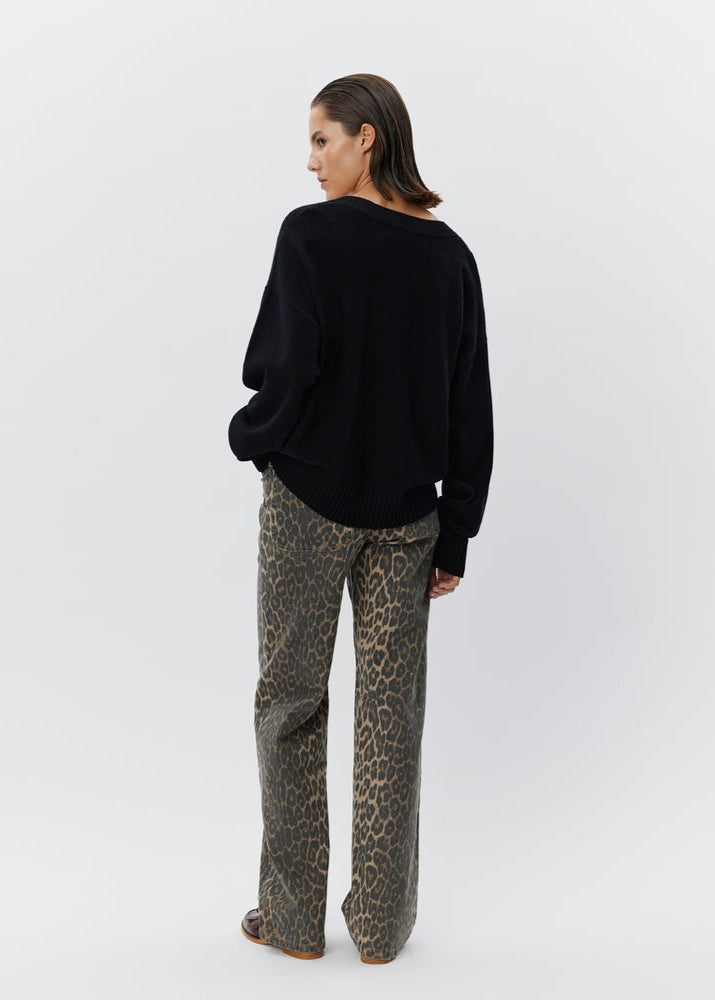 BROWN WASHED LEOPARD PRINT DENIM JEANS